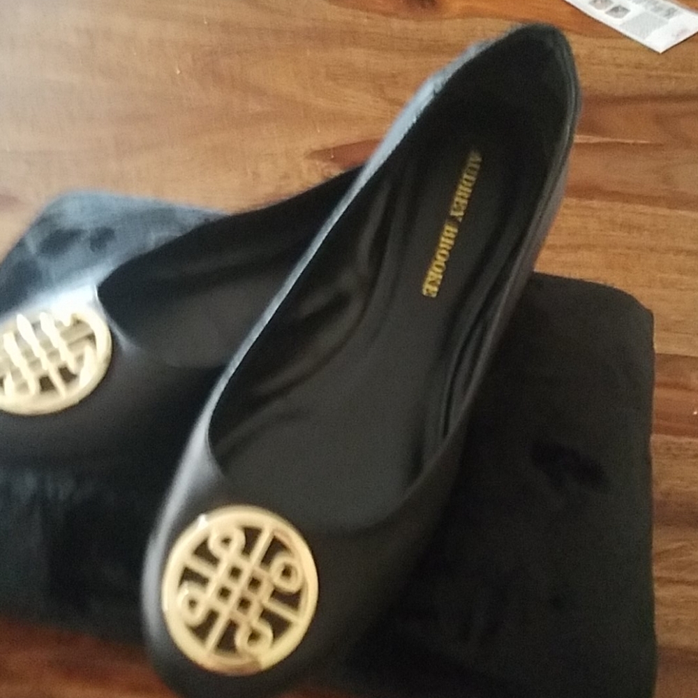 Womens Shoes